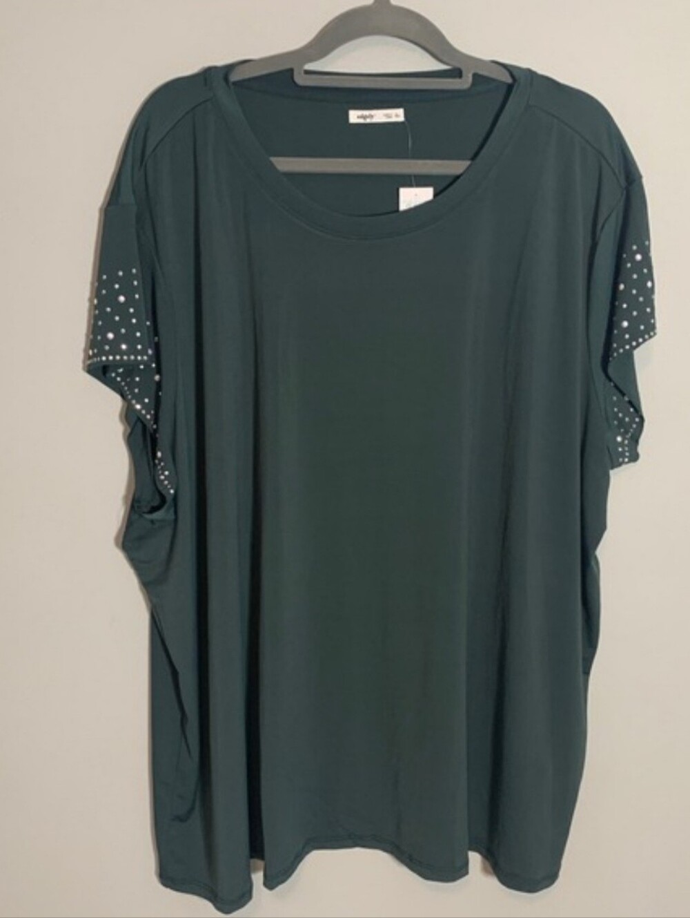 NEW Maurices‎ Edgly Plus Size 4X Dark Green Embellished Short Sleeve Top Women's